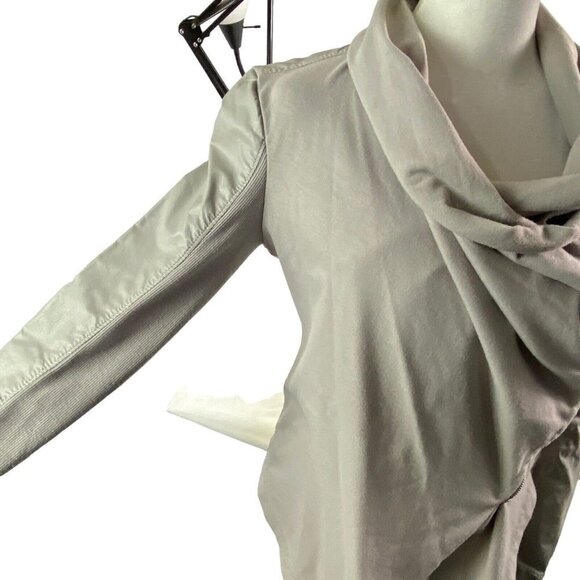 BLANK NYC Private Practice Faux Leather Moto Jacket Asymmetric Gray XS 4-2 - Picture 7 of 16